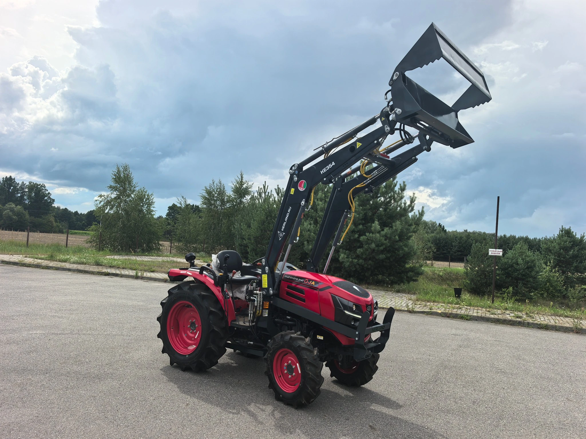  KE354 MAHINDRA OJA 3140