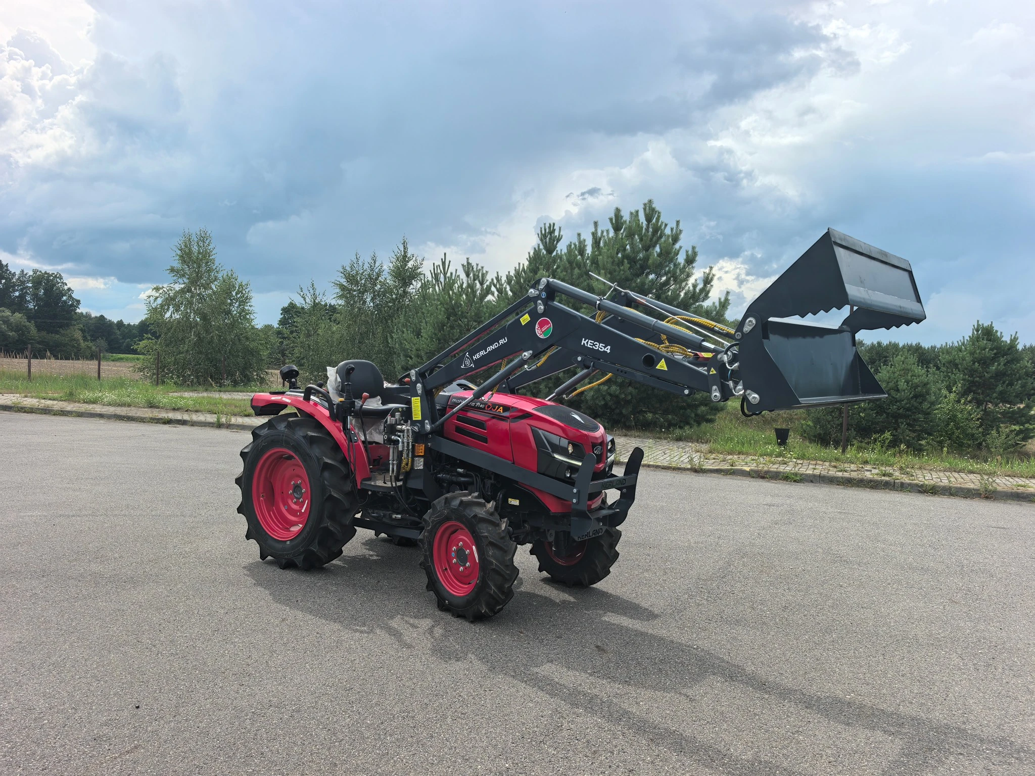  KE354 MAHINDRA OJA 3140