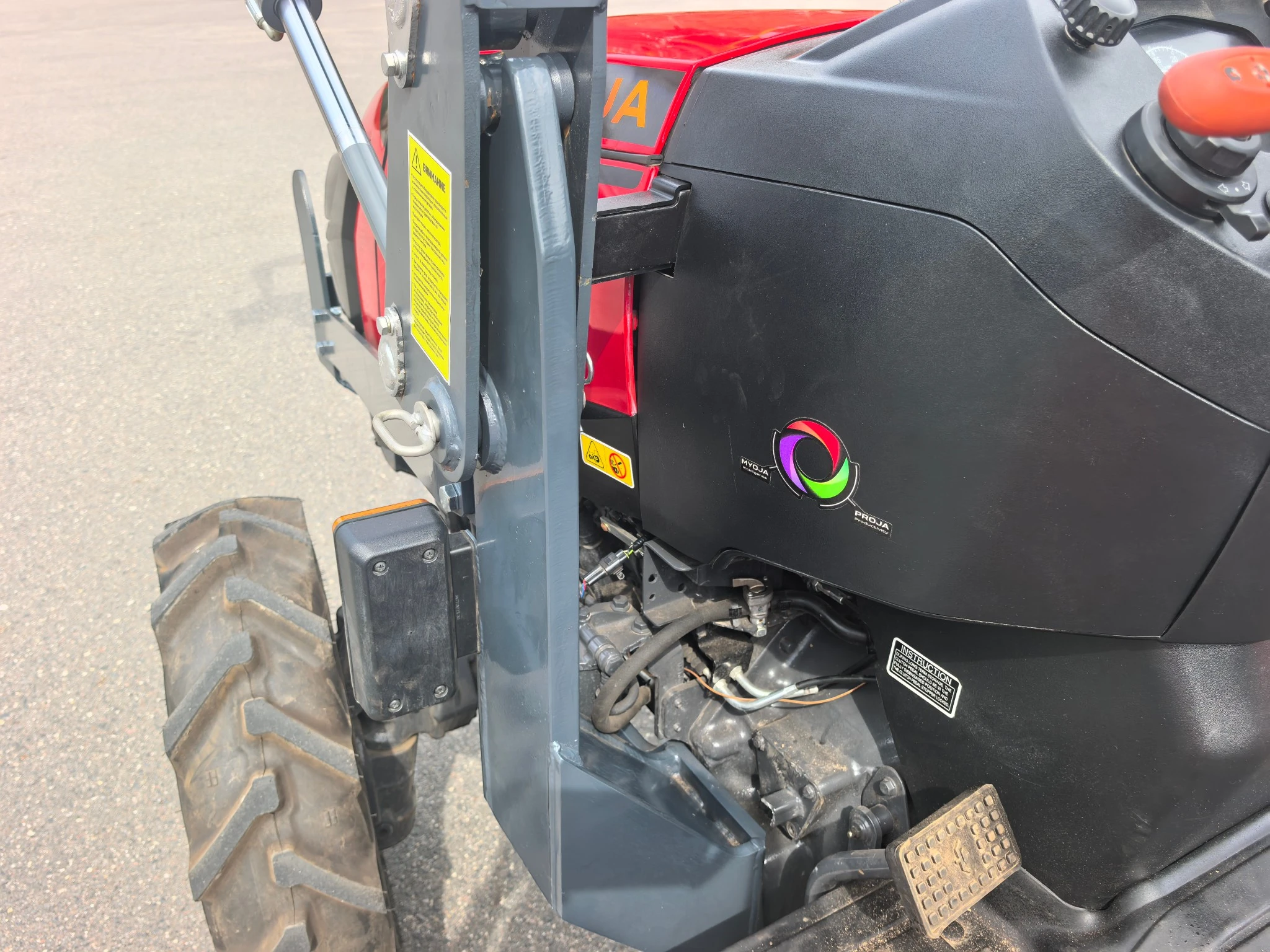  KE354 MAHINDRA OJA 3140