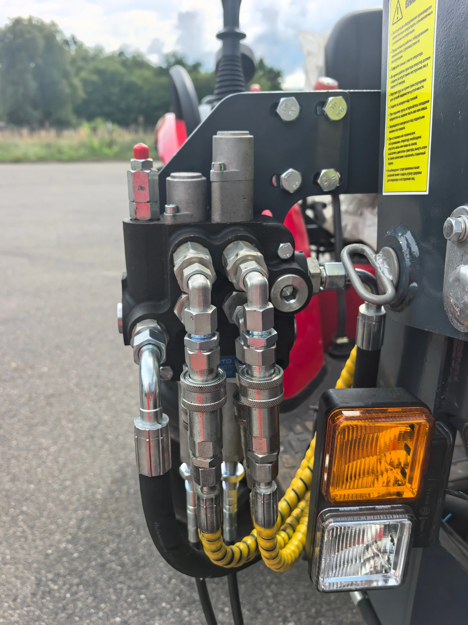 KE354 MAHINDRA OJA 3140